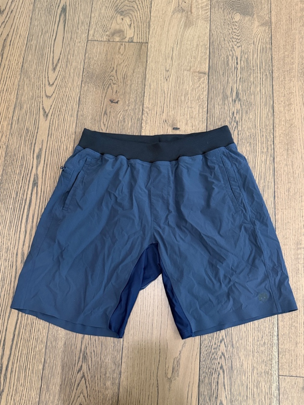 Men's Greyson Navy Performance Workout Shorts size Large